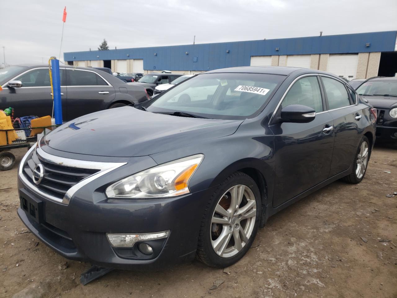 Photo 2 from auction – 2013 NISSAN ALTIMA 3.5 with VIN 1N4BL3AP6DN476197