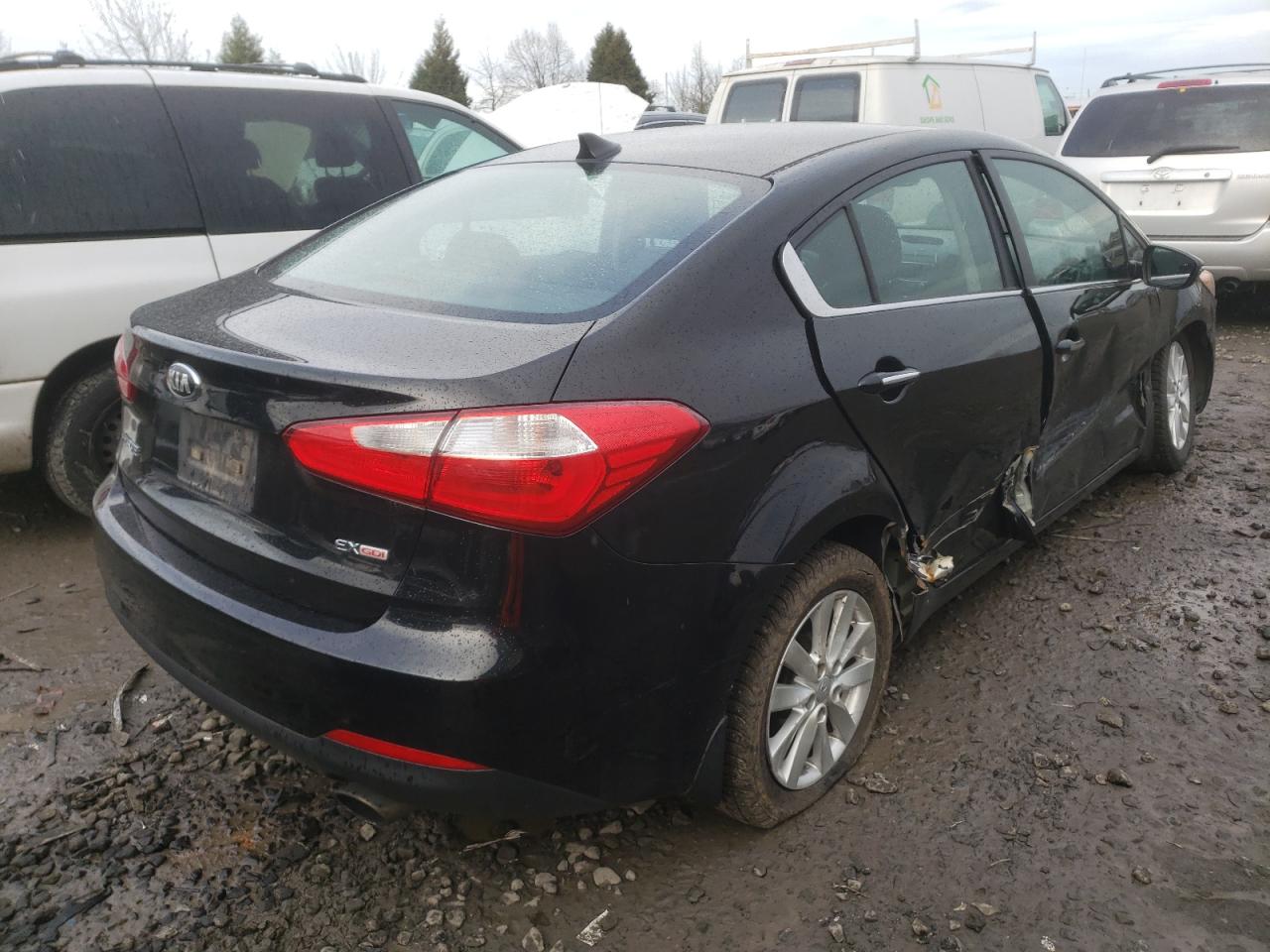 Foto 4 de la subasta – 2014 KIA FORTE EX con VIN KNAFX4A88E5205512