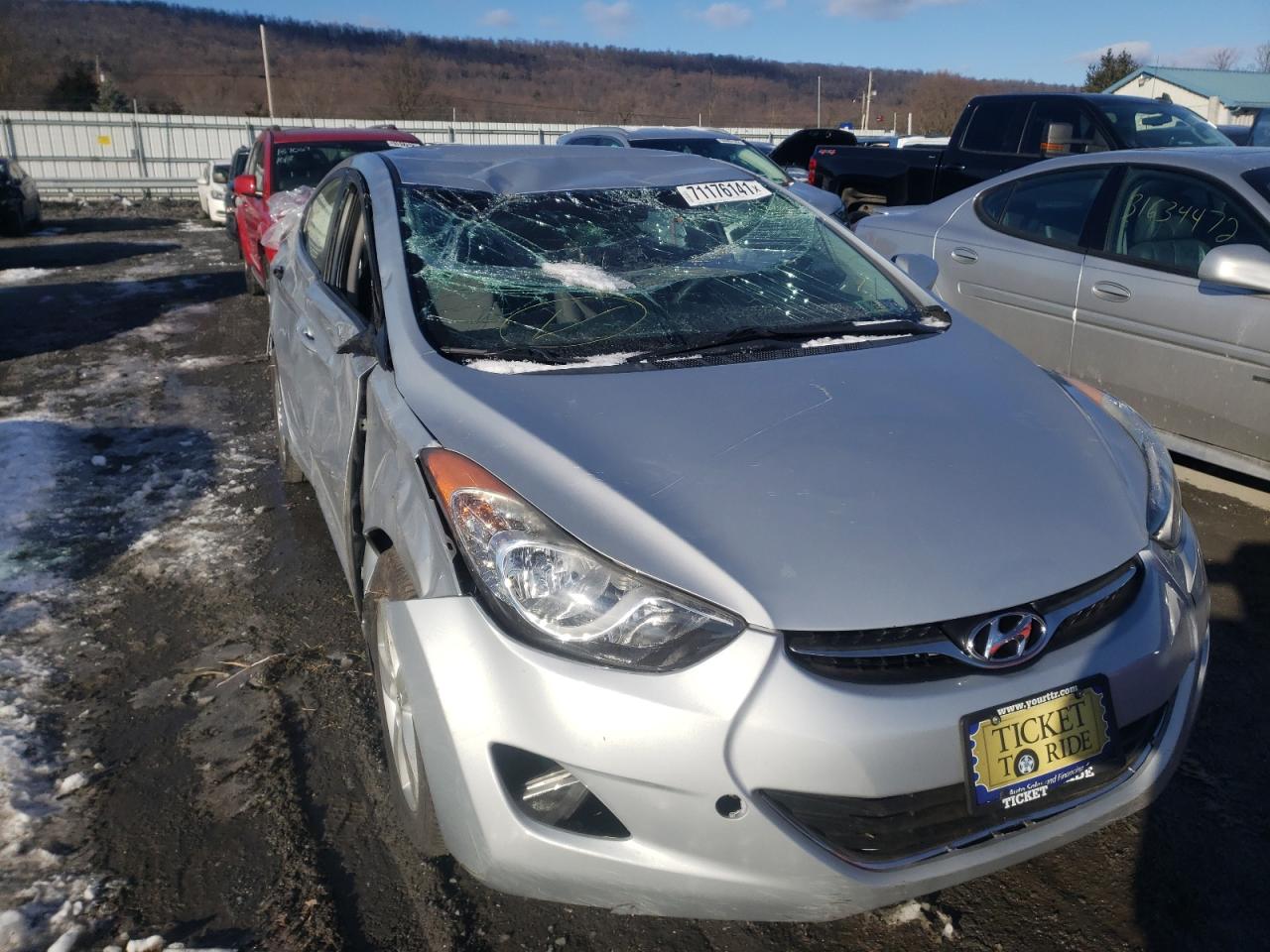 Photo 1 from auction – 2012 HYUNDAI ELANTRA GL with VIN 5NPDH4AE4CH122475