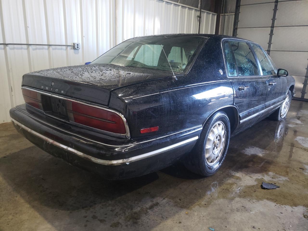 Photo 4 from auction – 1995 BUICK PARK AVENU with VIN 1G4CW52K8SH655580