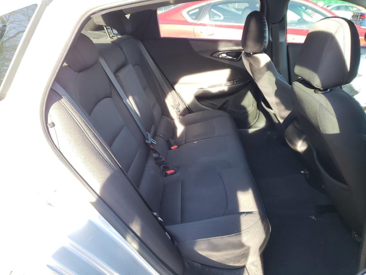 Photo 6 from auction – 2018 CHEVROLET MALIBU LS with VIN 1G1ZB5ST7JF268170
