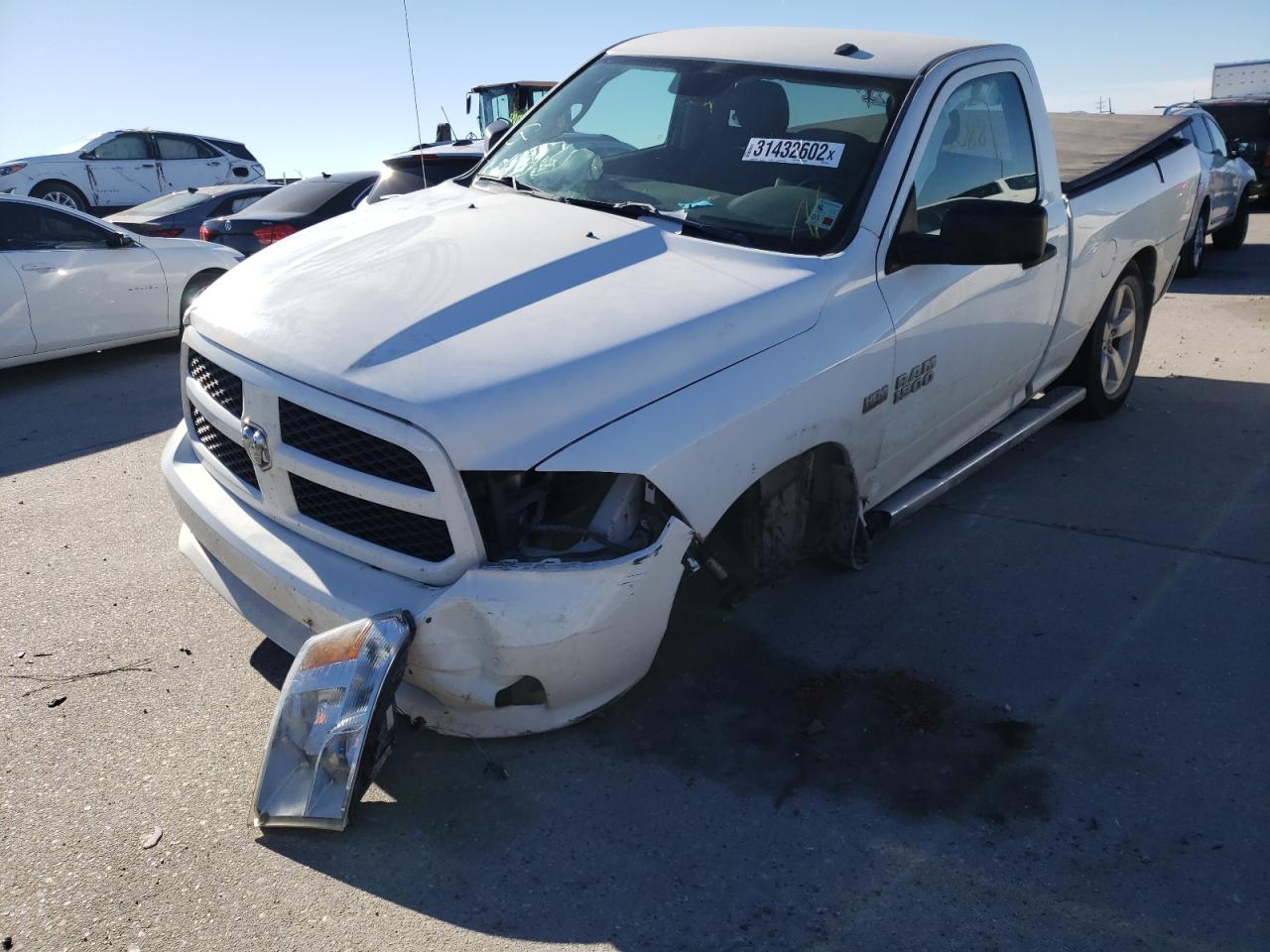 Photo 2 from auction – 2014 RAM 1500 ST with VIN 3C6JR7AT8EG285276