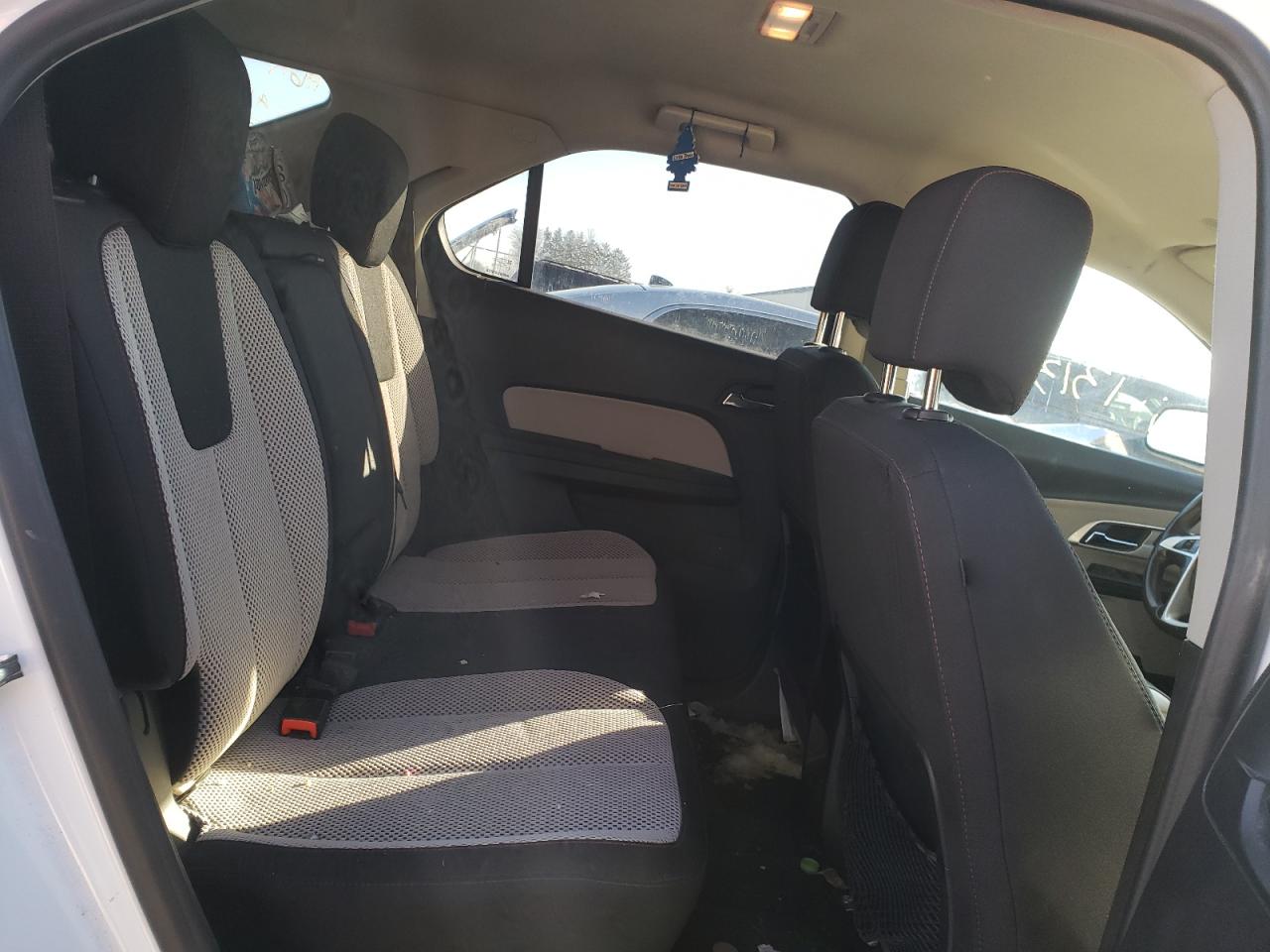 Photo 6 from auction – 2015 CHEVROLET EQUINOX LT with VIN 2GNFLFEK8F6433894