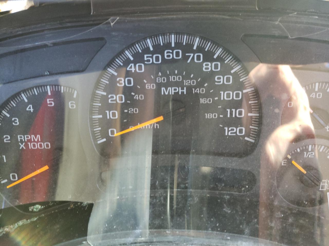 Photo 8 from auction – 2003 CHEVROLET SILVERADO with VIN 1GCEC14V83Z281831