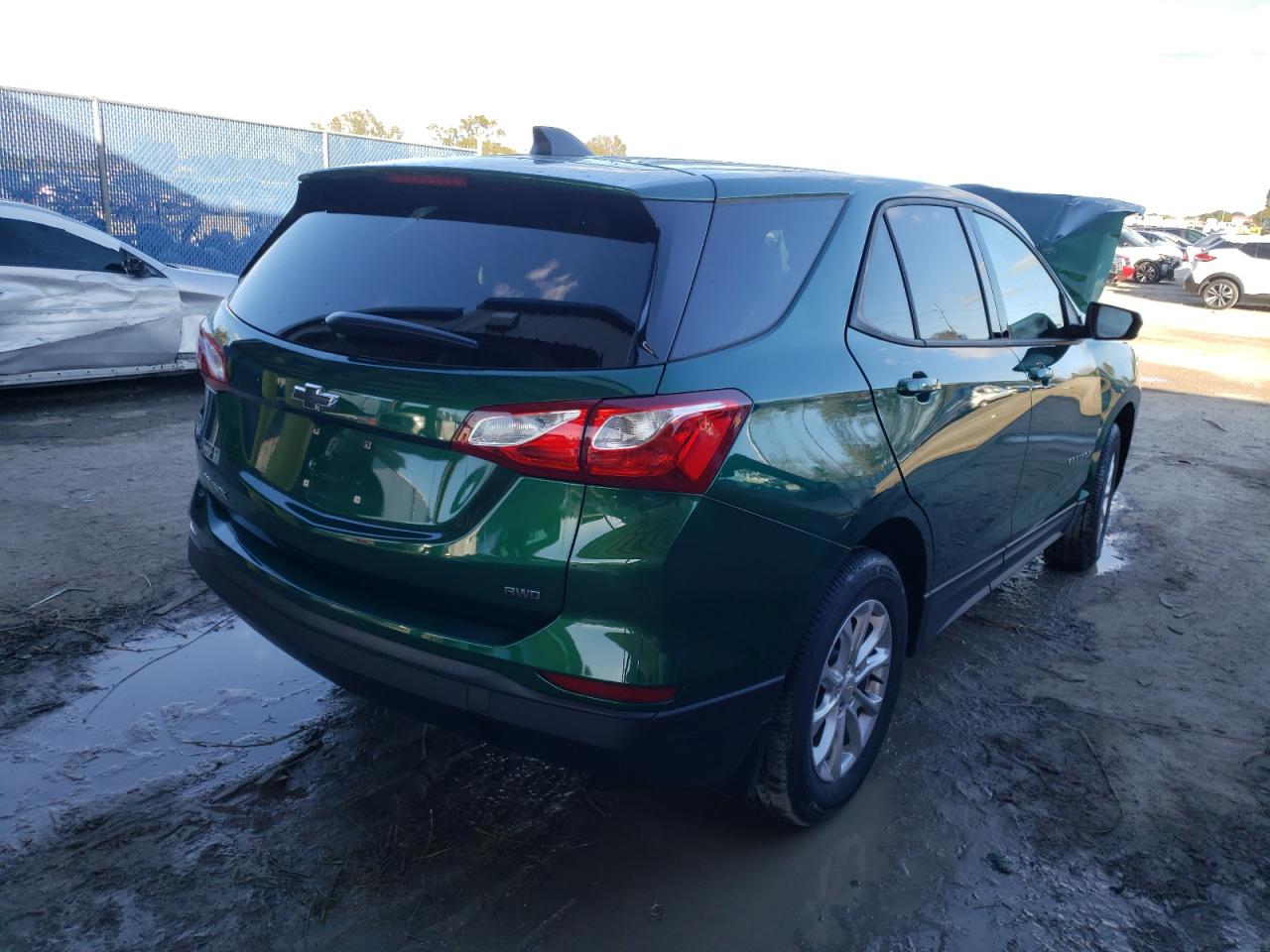 Photo 4 from auction – 2019 CHEVROLET EQUINOX LS with VIN 2GNAXSEV7K6207373