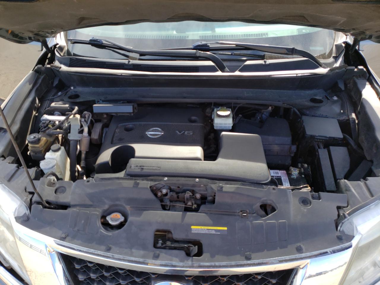Photo 7 from auction – 2015 NISSAN PATHFINDER with VIN 5N1AR2MN2FC706045