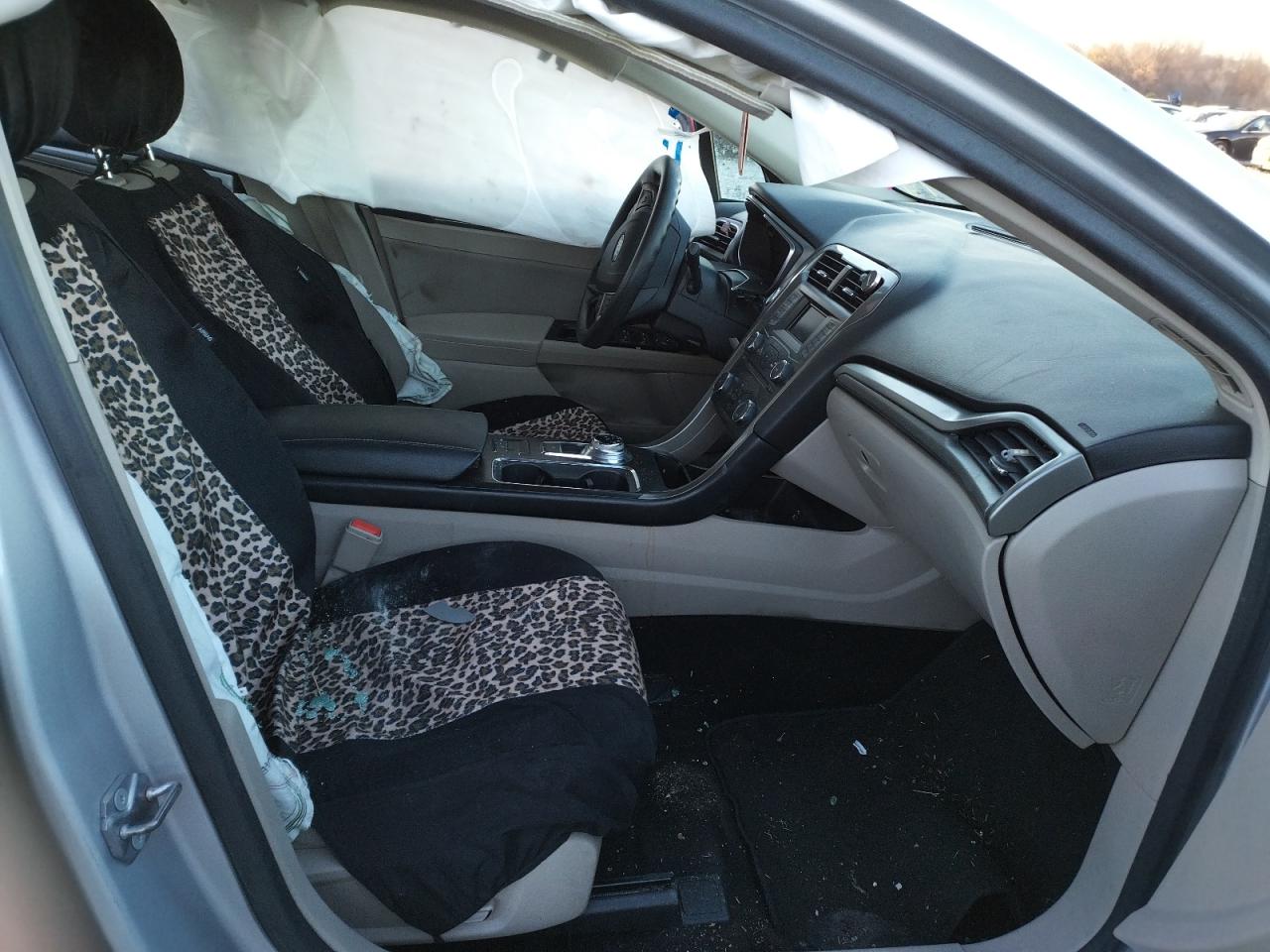 Photo 5 from auction – 2017 FORD FUSION SE with VIN 3FA6P0H76HR369972