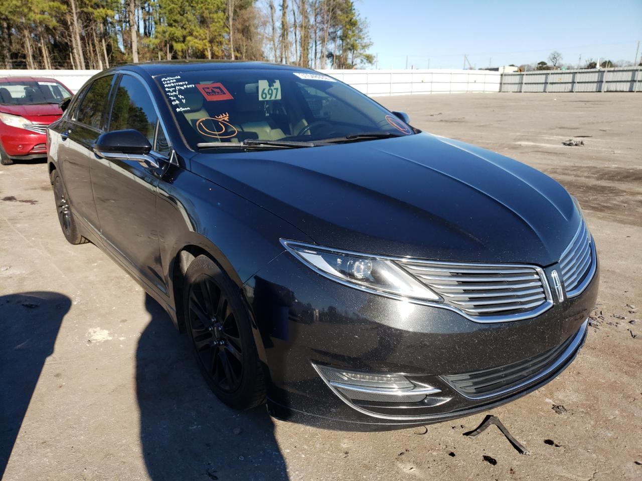 LINCOLN MKZ 2013 with VIN 3LN6L2G94DR817006 - Photo from auction