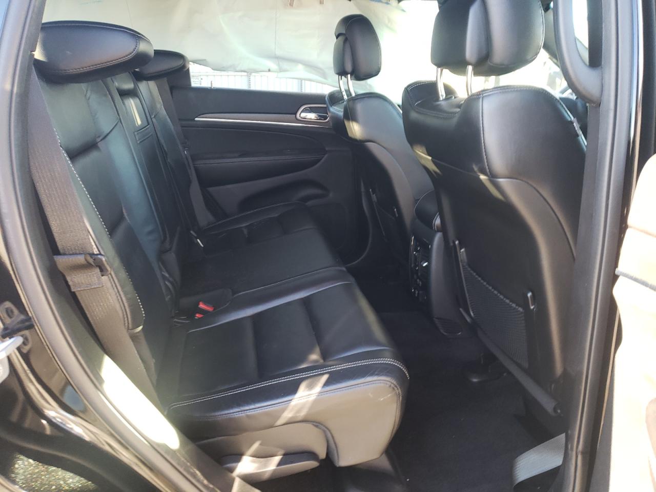 Photo 6 from auction – 2017 JEEP GRAND CHER with VIN 1C4RJFBG3HC862334