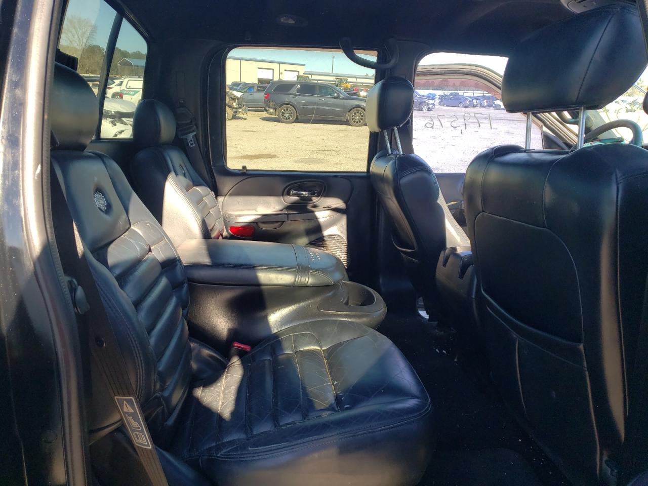 Photo 6 from auction – 2001 FORD F150 SUPER with VIN 1FTRW07L41KA67681