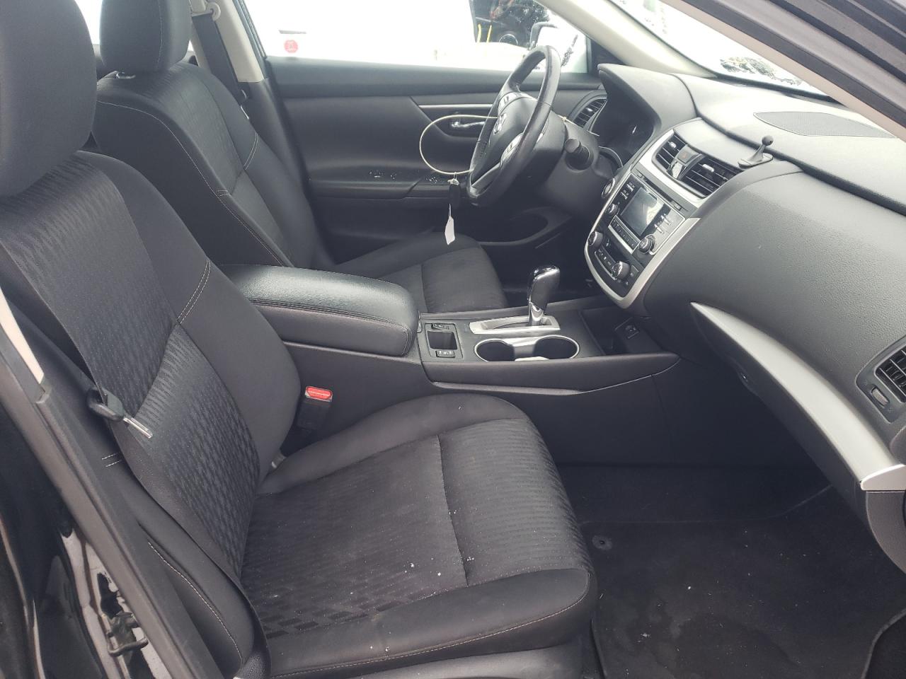 Photo 5 from auction – 2017 NISSAN ALTIMA 2.5 with VIN 1N4AL3AP7HN356863