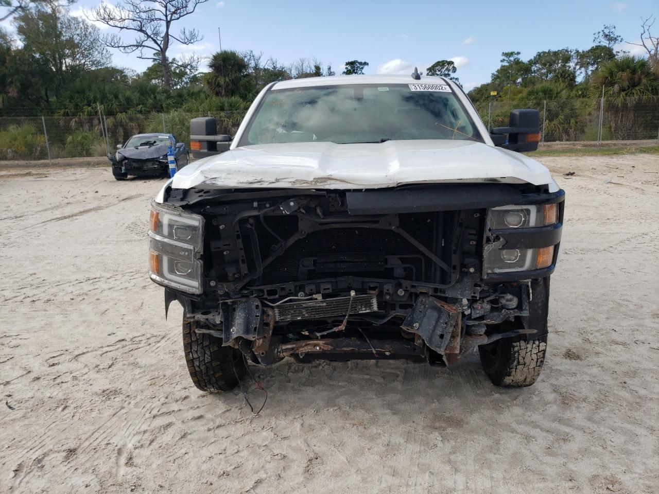 Photo 9 from auction – 2019 CHEVROLET SILVERADO with VIN 1GC1KREGXKF109753