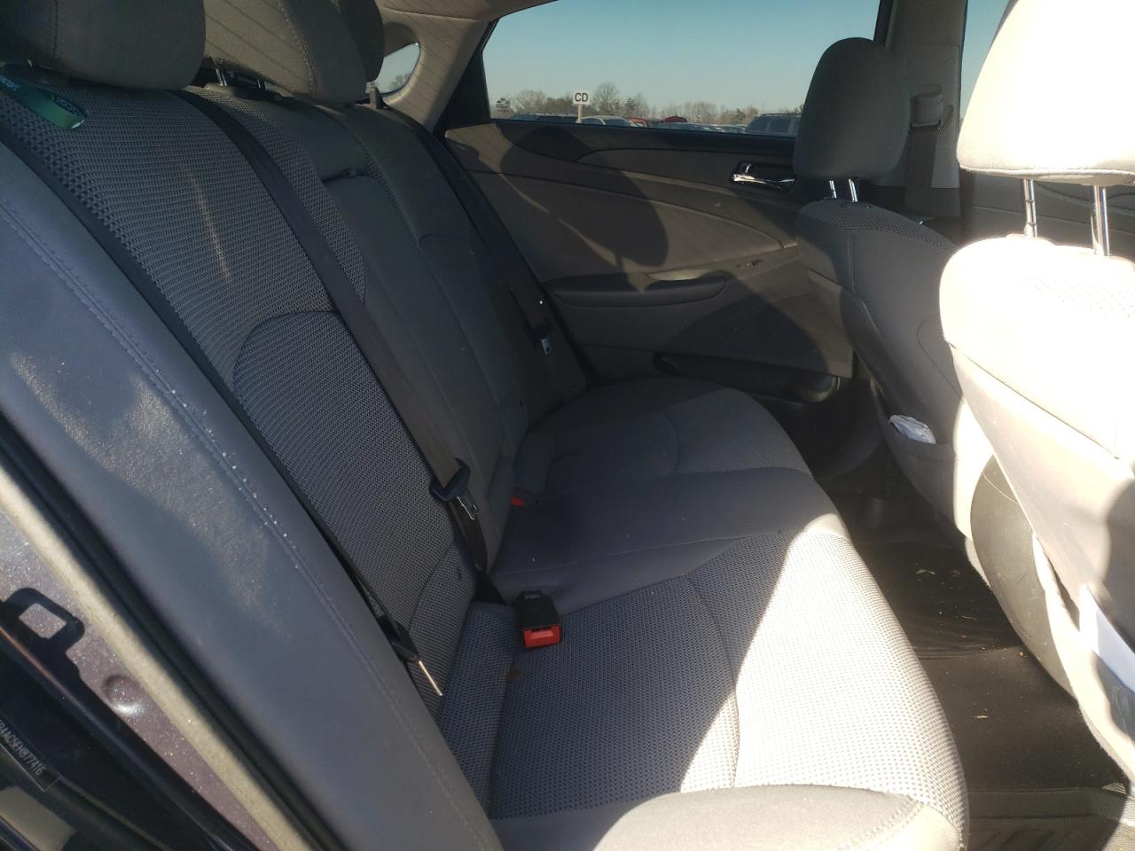 Photo 6 from auction – 2014 HYUNDAI SONATA with VIN 5NPEB4AC5EH877416