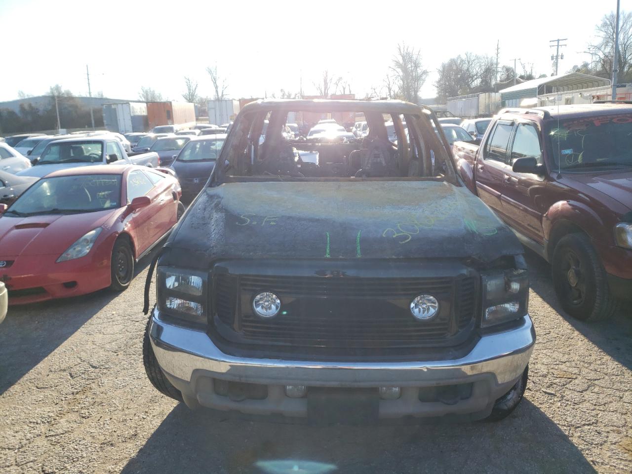Photo 7 from auction – 2002 FORD EXCURSION with VIN 1FMSU43F22EA14746