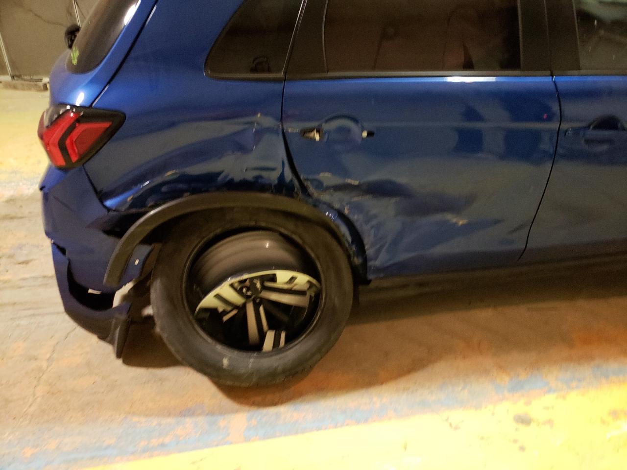Photo 9 from auction – 2021 MITSUBISHI OUTLANDER with VIN JA4APUAU5MU006376