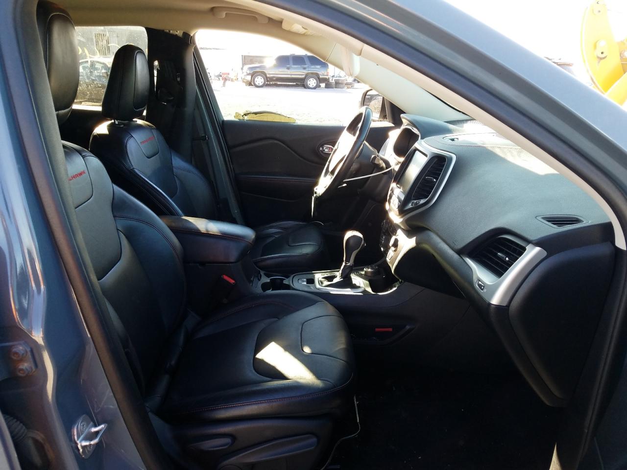 Photo 5 from auction – 2014 JEEP CHEROKEE T with VIN 1C4PJMBB0EW158764