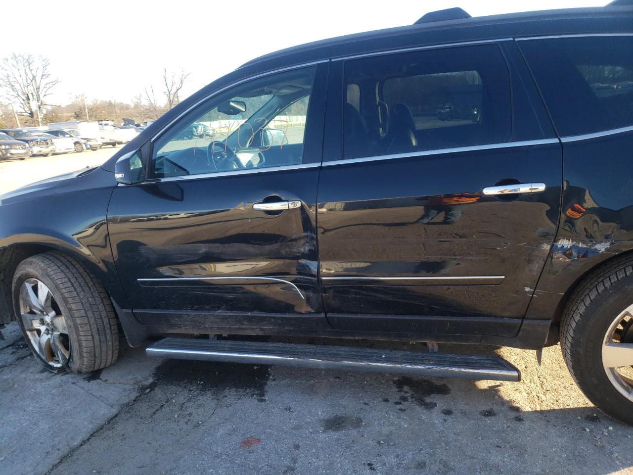 Photo 9 from auction – 2013 CHEVROLET TRAVERSE L with VIN 1GNKRLKD1DJ238138