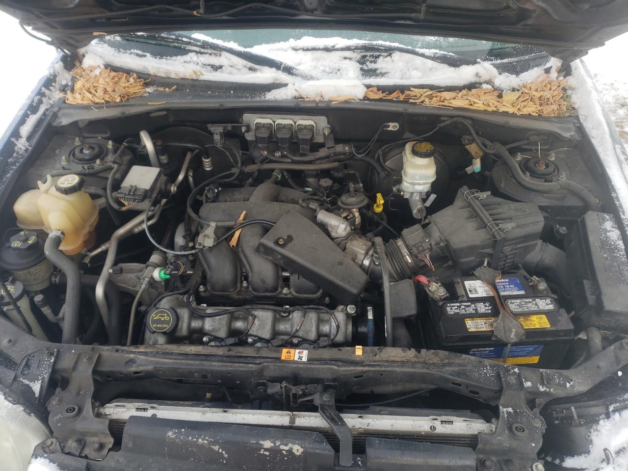 Photo 7 from auction – 2005 FORD ESCAPE XLT with VIN 1FMCU93175KC91856