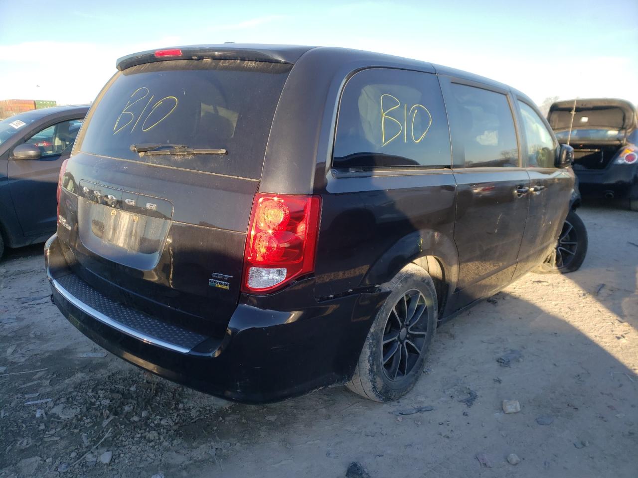 Photo 4 from auction – 2019 DODGE GRAND CARA with VIN 2C4RDGEG0KR579235