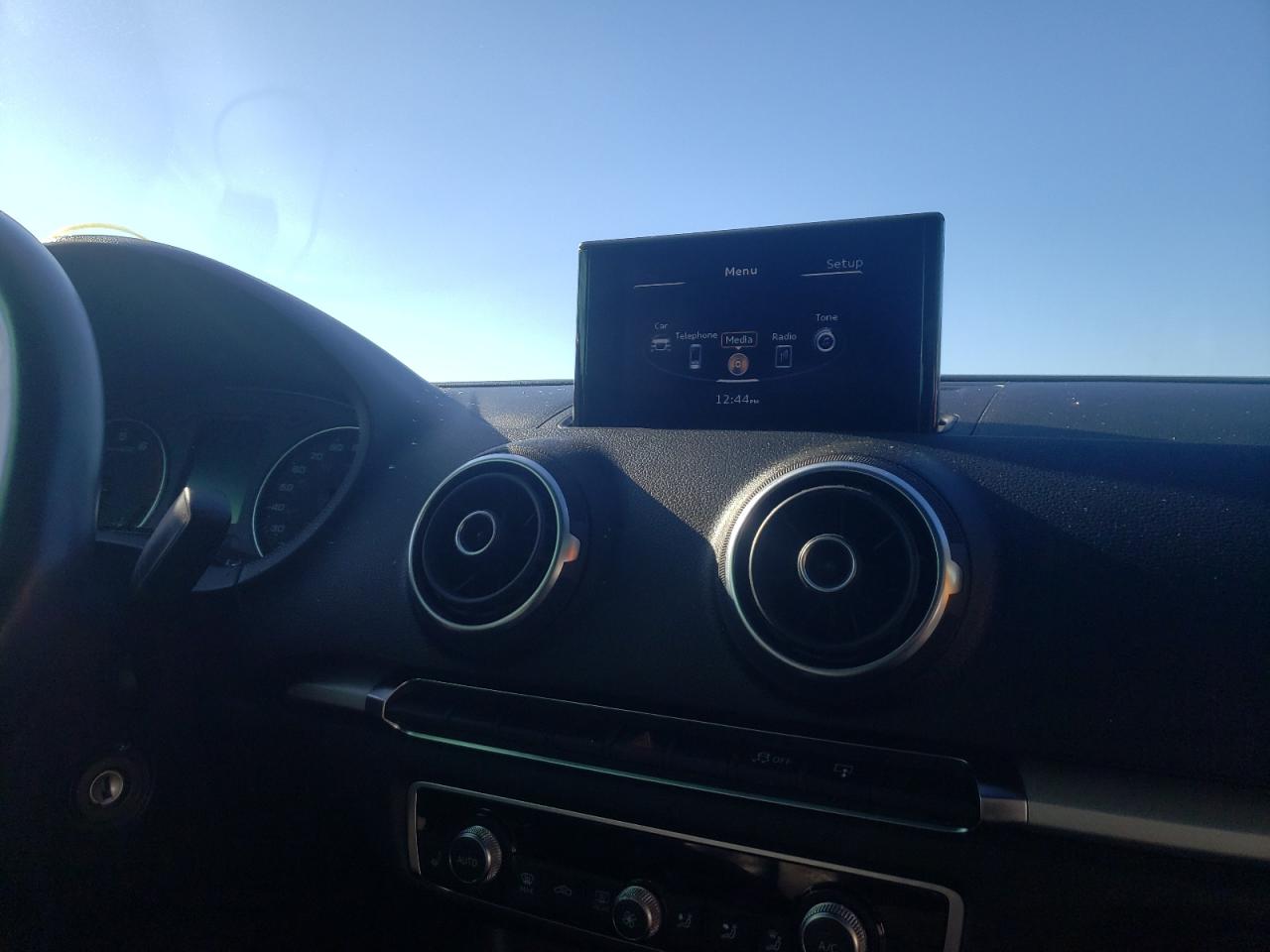 Photo 9 from auction – 2015 AUDI A3 PREMIUM with VIN WAUACGFF3F1091040