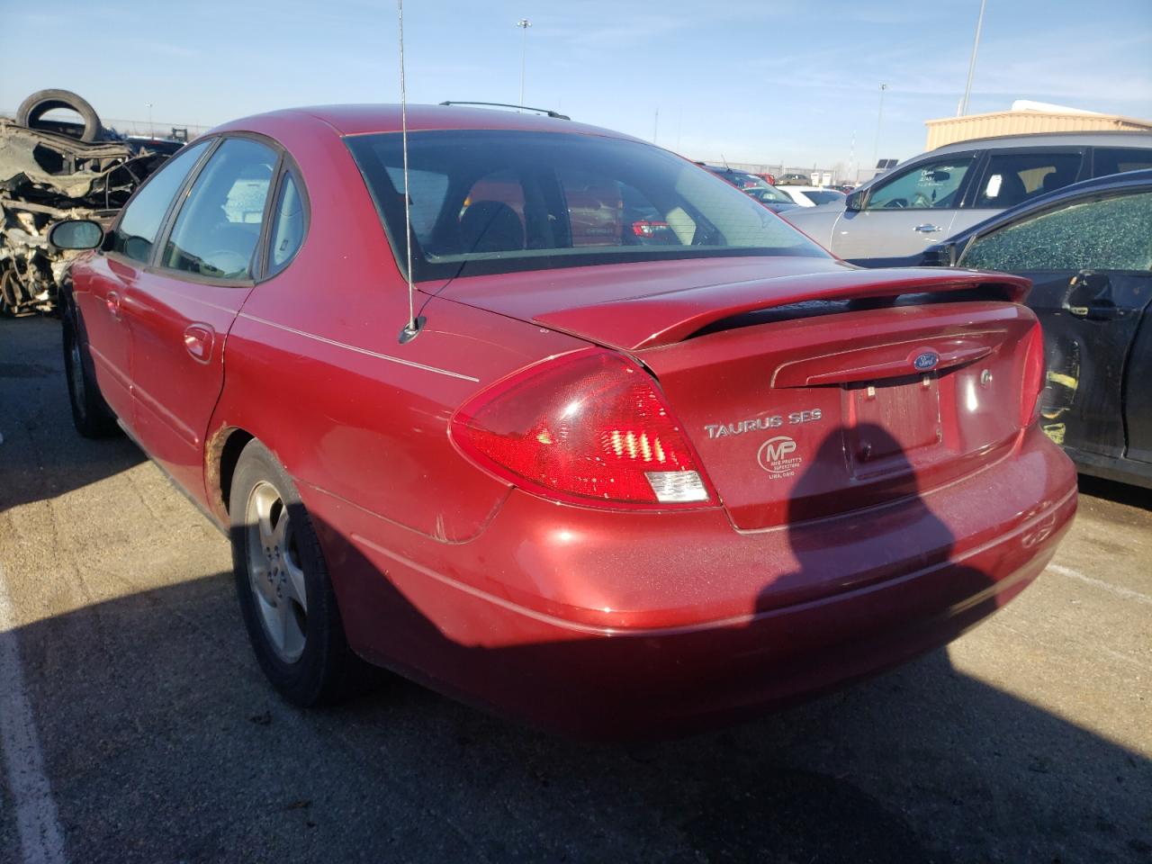 Photo 3 from auction – 2002 FORD TAURUS with VIN 1FAFP55S62G253210
