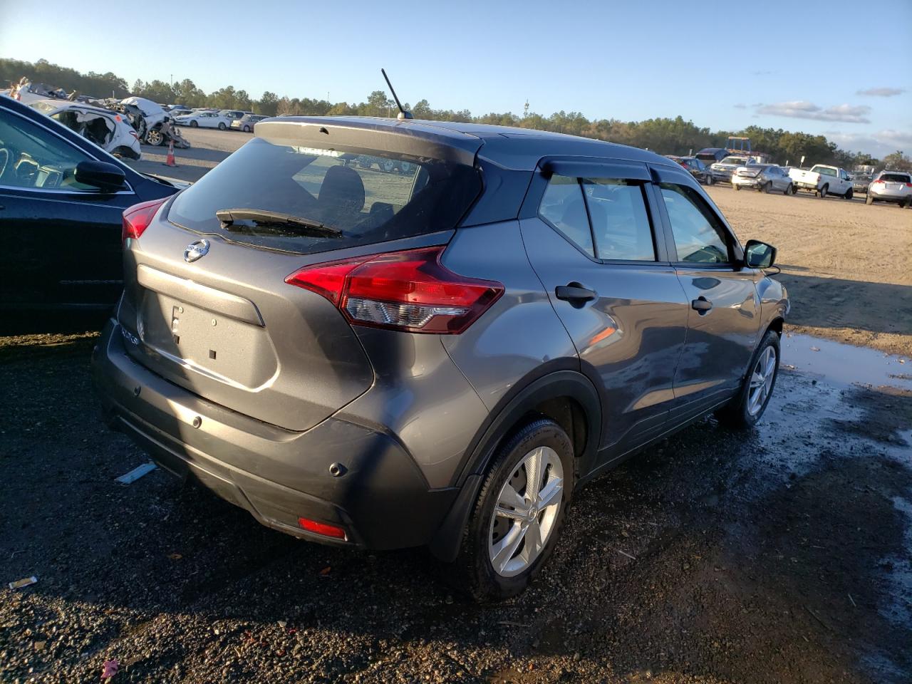 Photo 4 from auction – 2020 NISSAN KICKS S with VIN 3N1CP5BV7LL534735