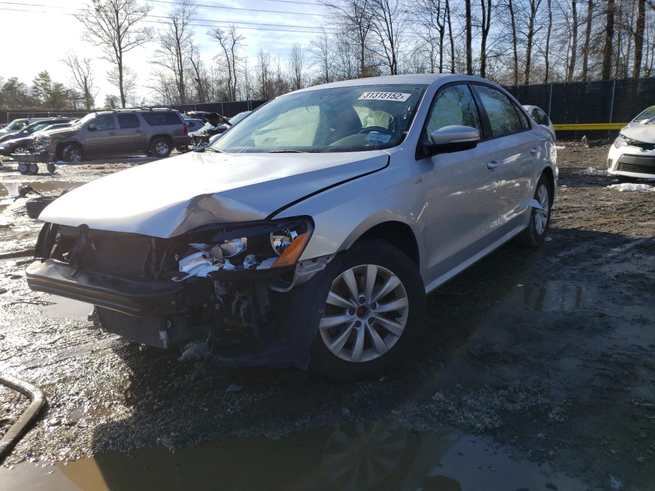 Photo 2 from auction – 2015 VOLKSWAGEN PASSAT S with VIN 1VWAT7A32FC035303