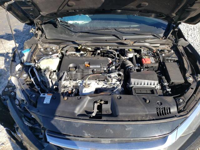 Photo 7 from auction – 2018 HONDA CIVIC LX with VIN 19XFC2F53JE019649