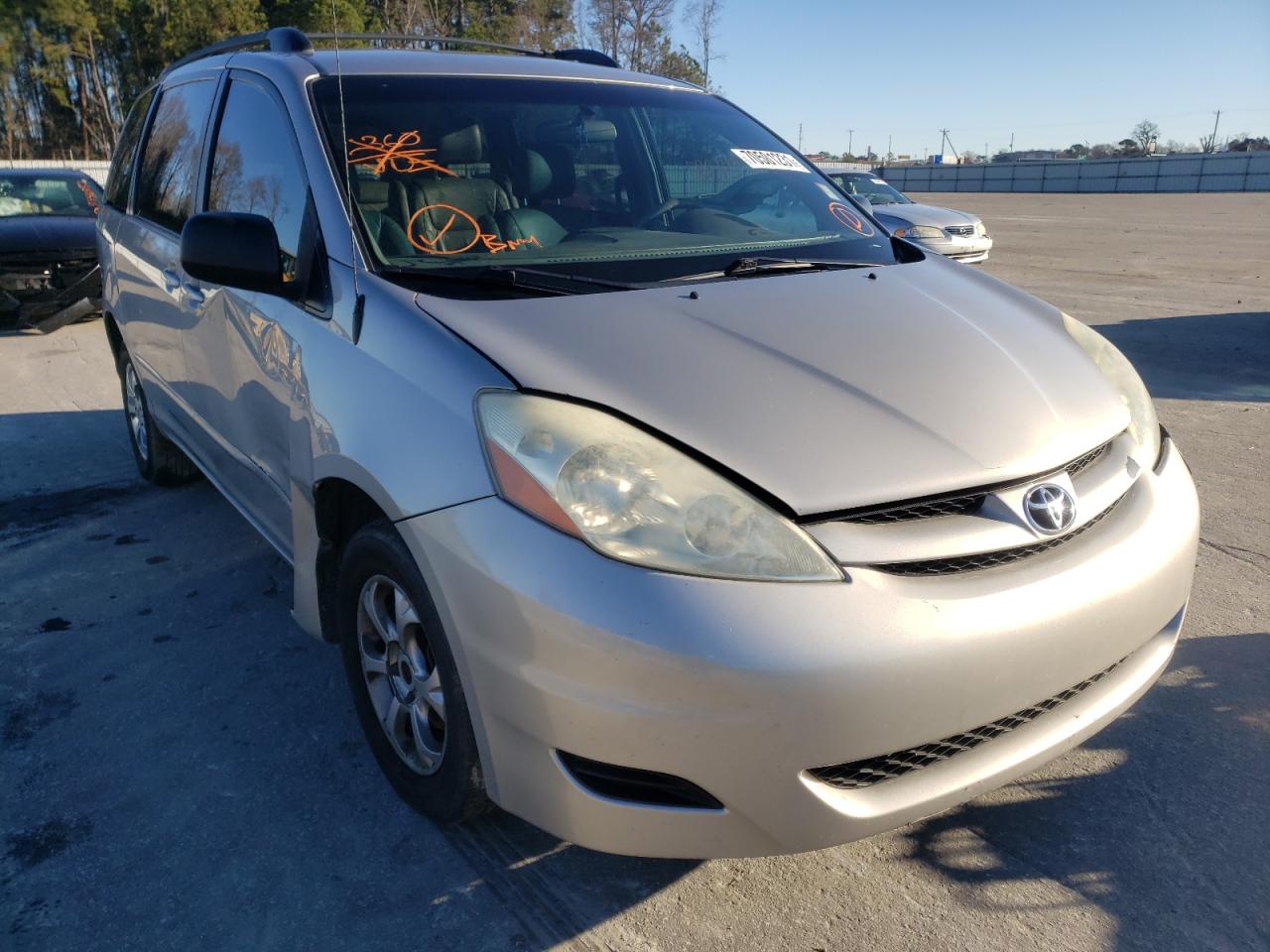TOYOTA SIENNA CE 2006 with VIN 5TDZA23C96S385232 - Photo from auction