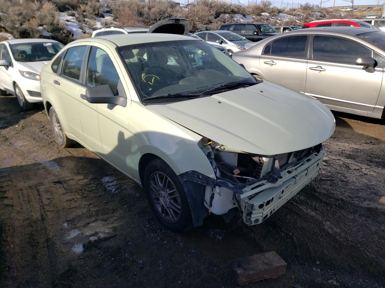 FORD FOCUS SE 2010 with VIN 1FAHP3FN0AW111008 - Photo from auction