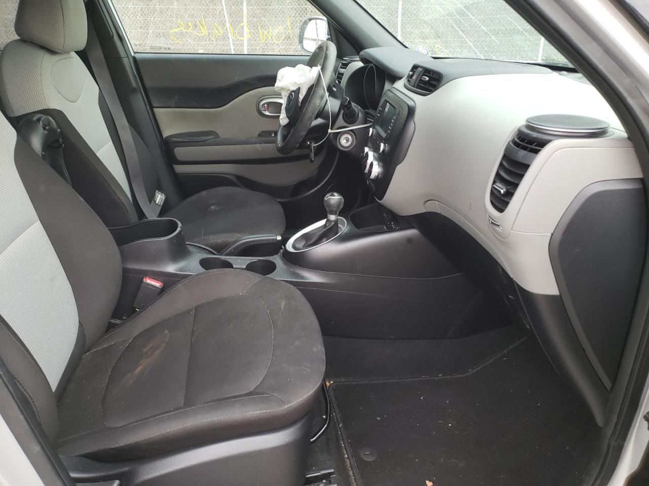 Photo 5 from auction – 2019 KIA SOUL with VIN KNDJN2A25K7686144