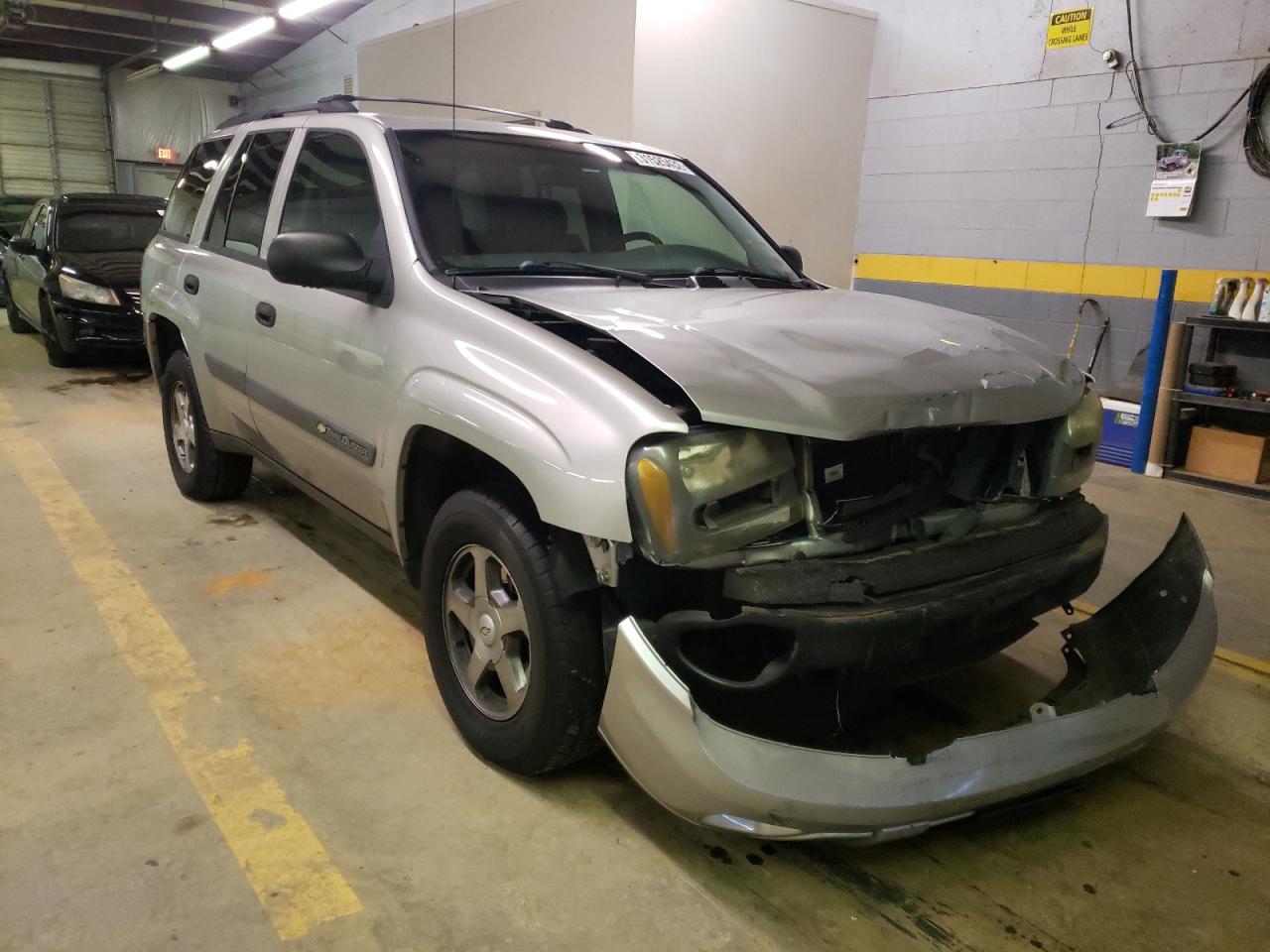 CHEVROLET TRAILBLAZE 2004 with VIN 1GNDS13S942174102 - Photo from auction