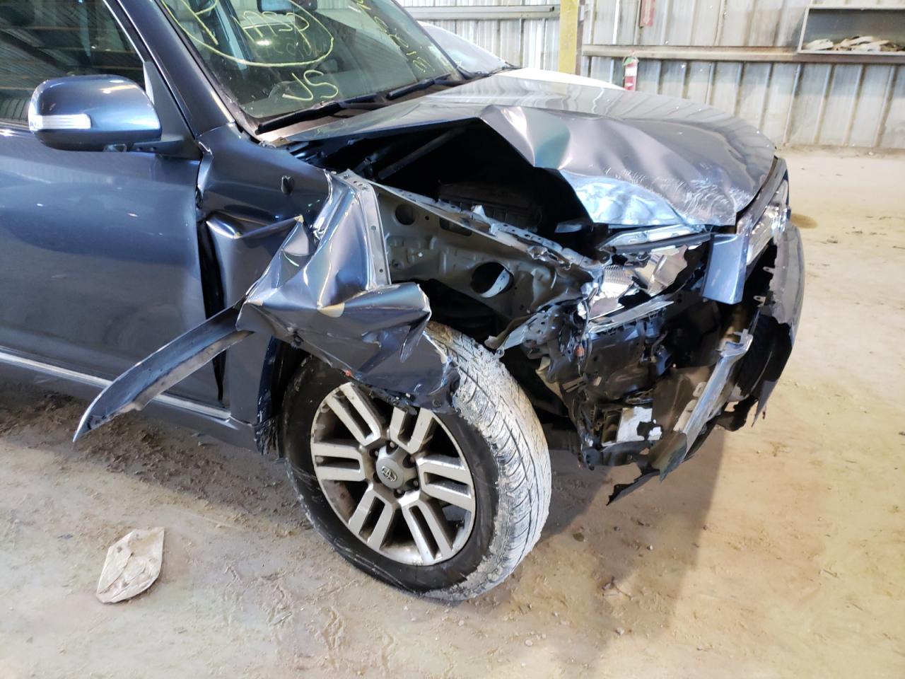 Photo 9 from auction – 2013 TOYOTA 4RUNNER SR with VIN JTEZU5JR4D5050071