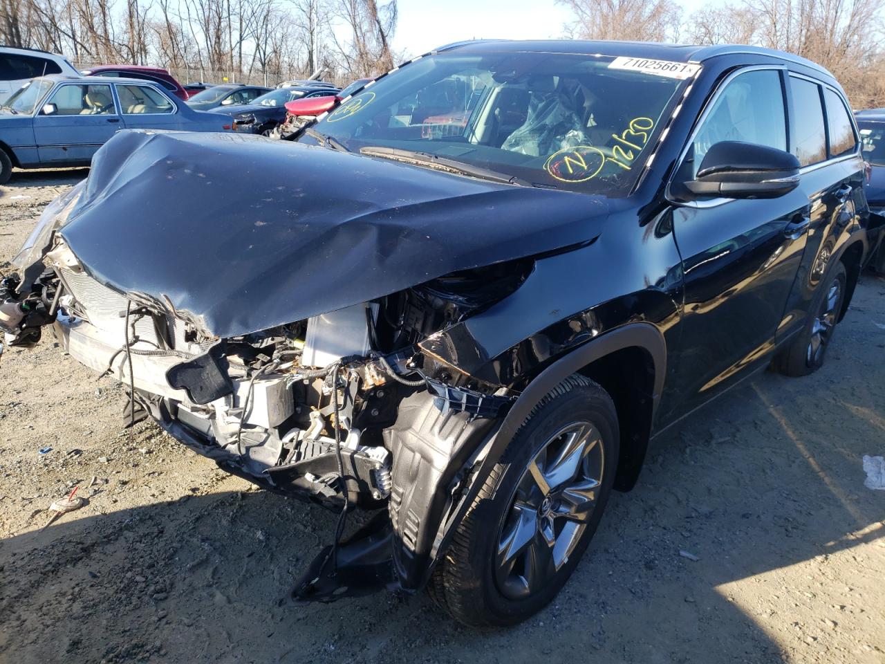 Photo 2 from auction – 2019 TOYOTA HIGHLANDER with VIN 5TDDZRFH7KS959274