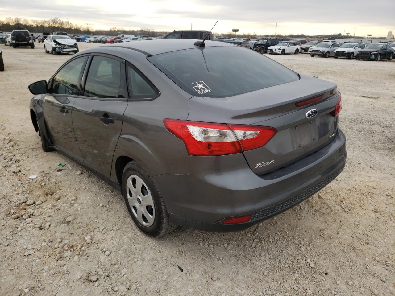 Photo 3 from auction – 2014 FORD FOCUS S with VIN 1FADP3E29EL108945