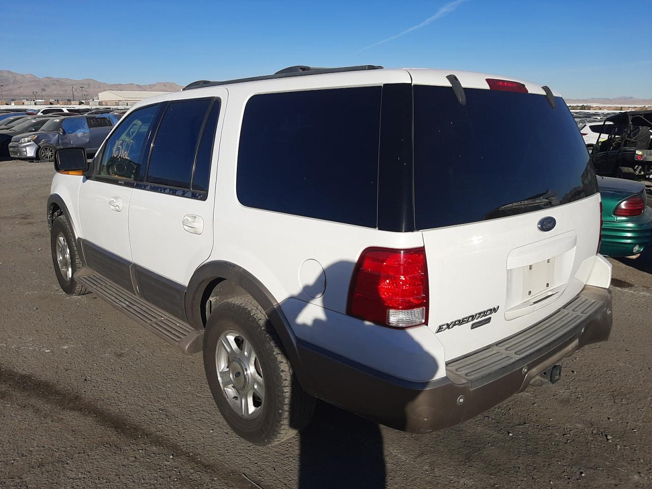 Photo 3 from auction – 2003 FORD EXPEDITION with VIN 1FMPU17L73LB99345