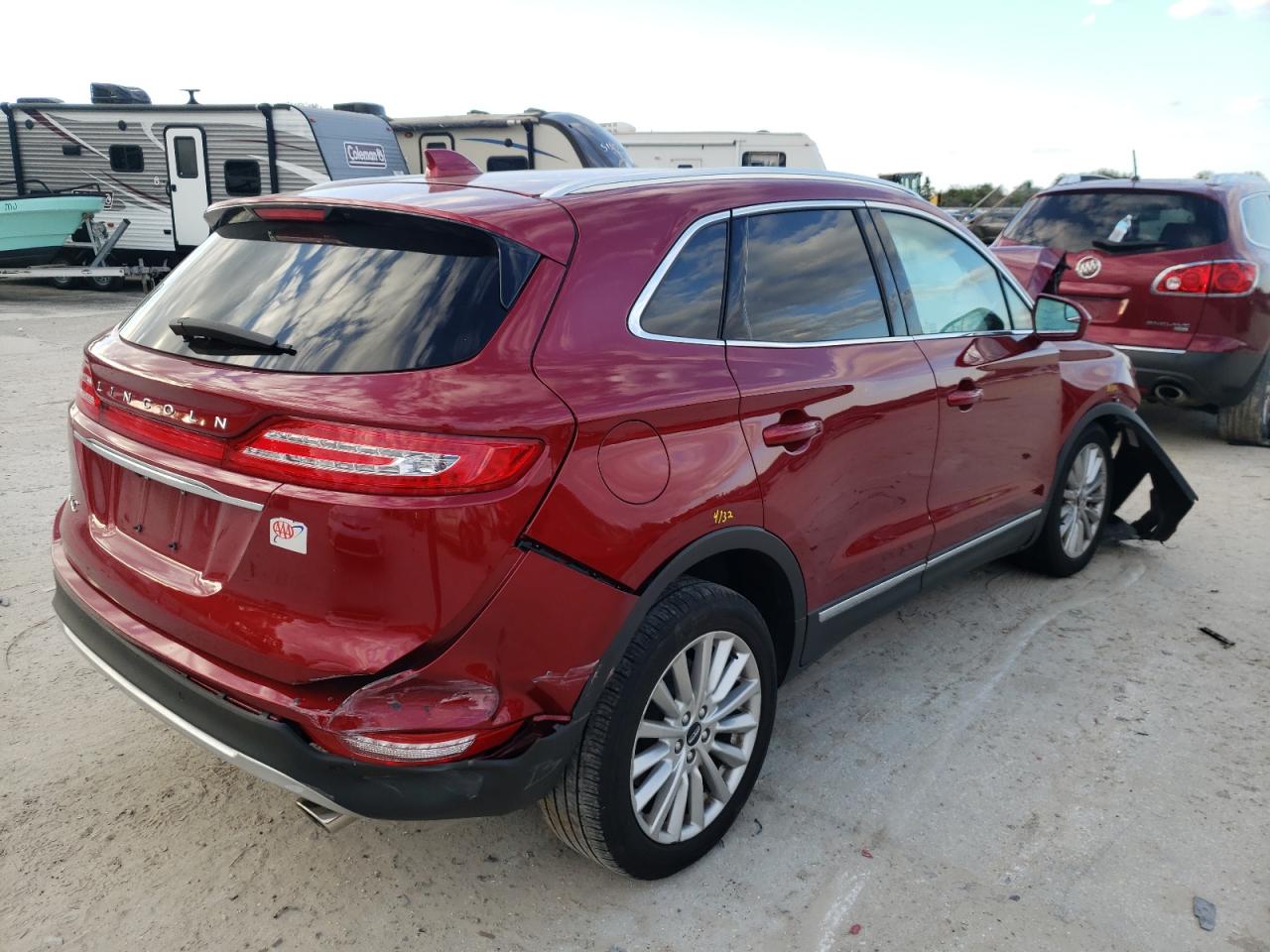 صورة رقم 4 من المزاد - 2019 LINCOLN MKC مع VIN 5LMCJ1C97KUL15148