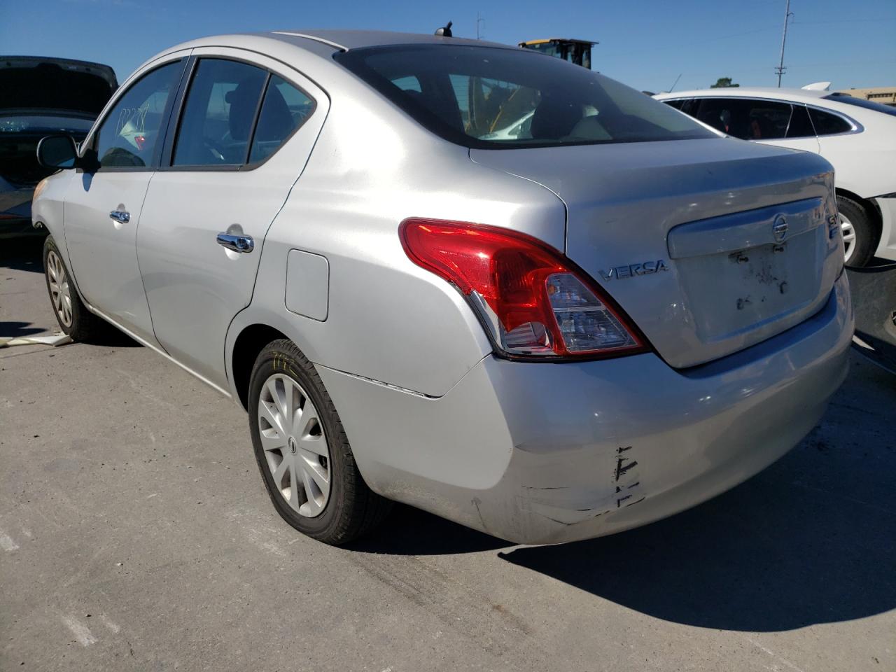 Photo 3 from auction – 2012 NISSAN VERSA S with VIN 3N1CN7APXCL932736