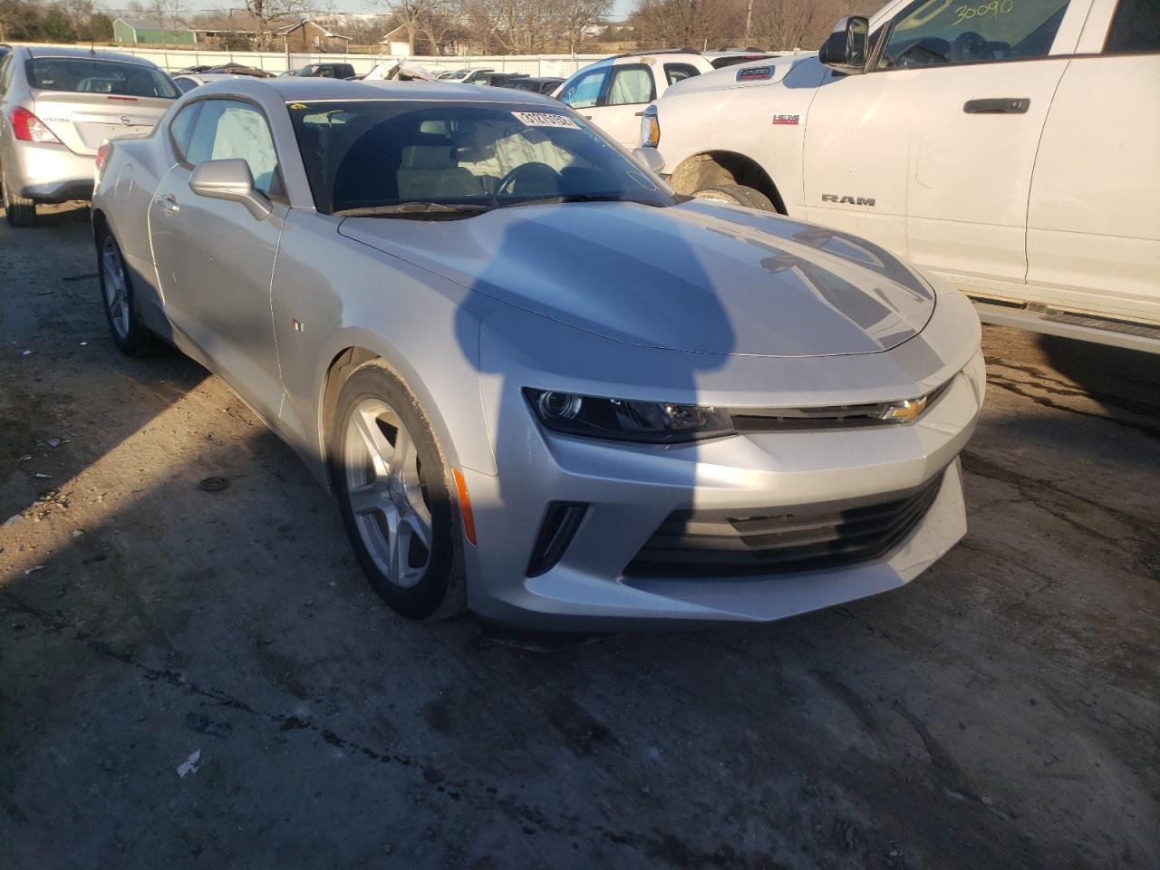 CHEVROLET CAMARO LT 2018 with VIN 1G1FB1RX5J0123989 - Photo from auction