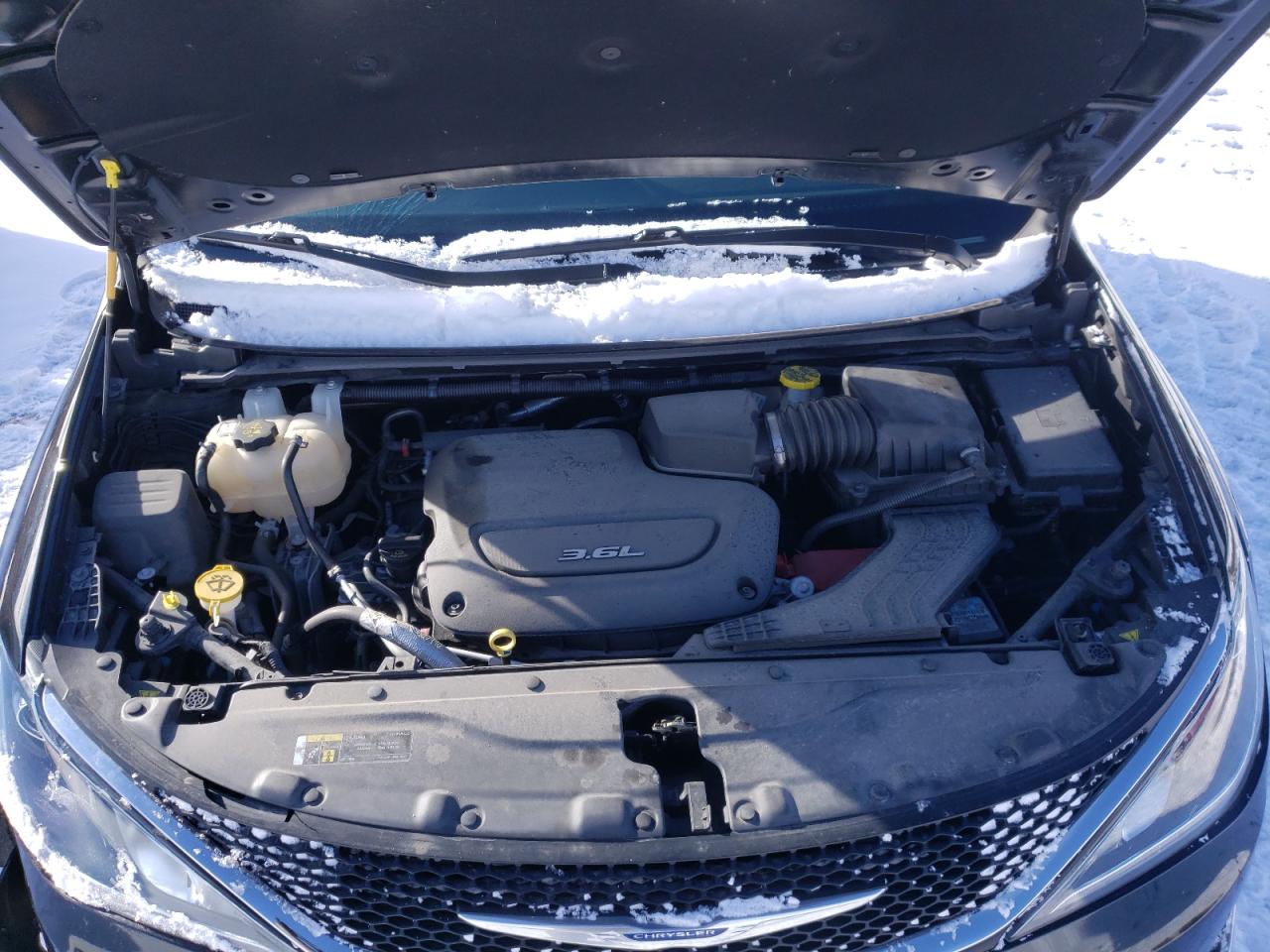 Photo 7 from auction – 2018 CHRYSLER PACIFICA L with VIN 2C4RC1GG6JR169275