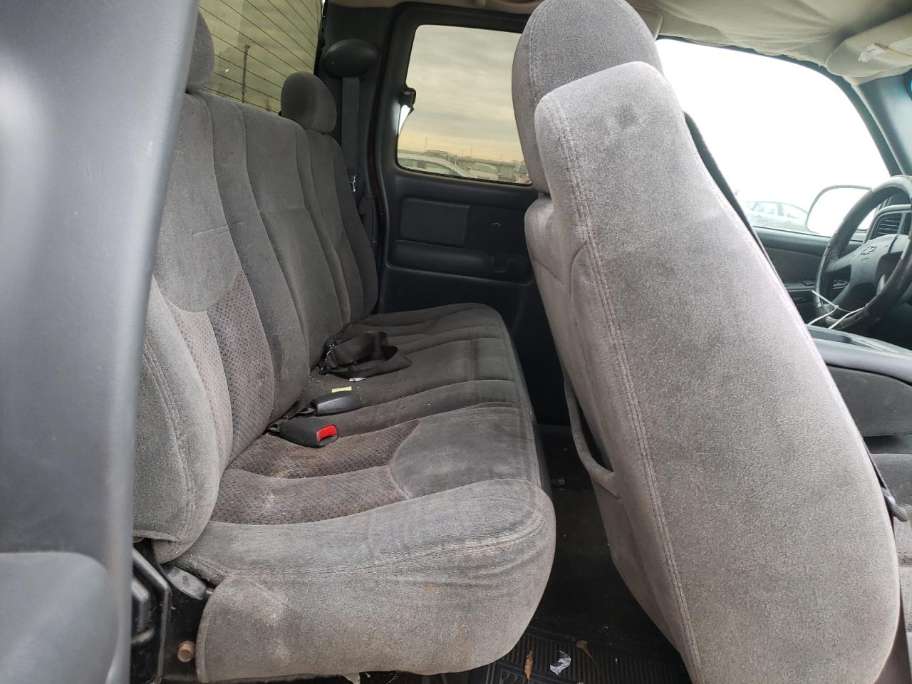 Photo 6 from auction – 2003 CHEVROLET SILVERADO with VIN 2GCEC19T131303006