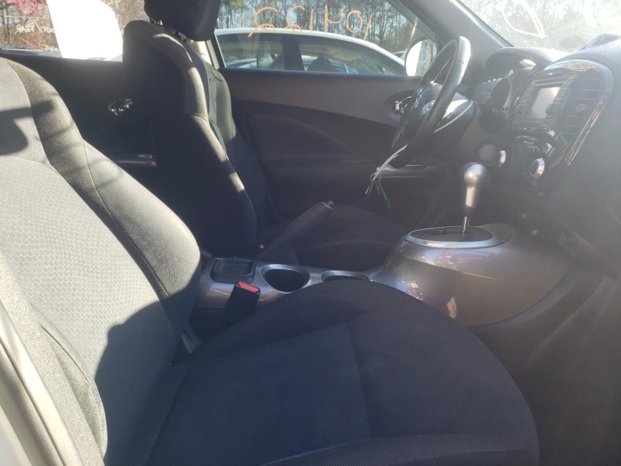 Photo 5 from auction – 2012 NISSAN JUKE S with VIN JN8AF5MR7CT115193