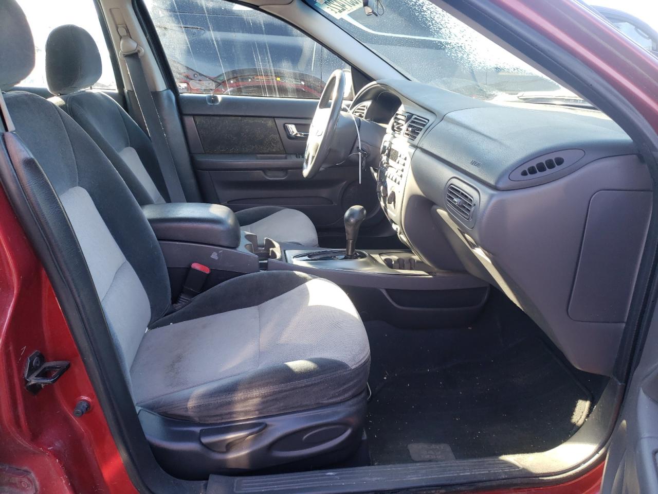 Photo 5 from auction – 2002 FORD TAURUS with VIN 1FAFP55S62G253210