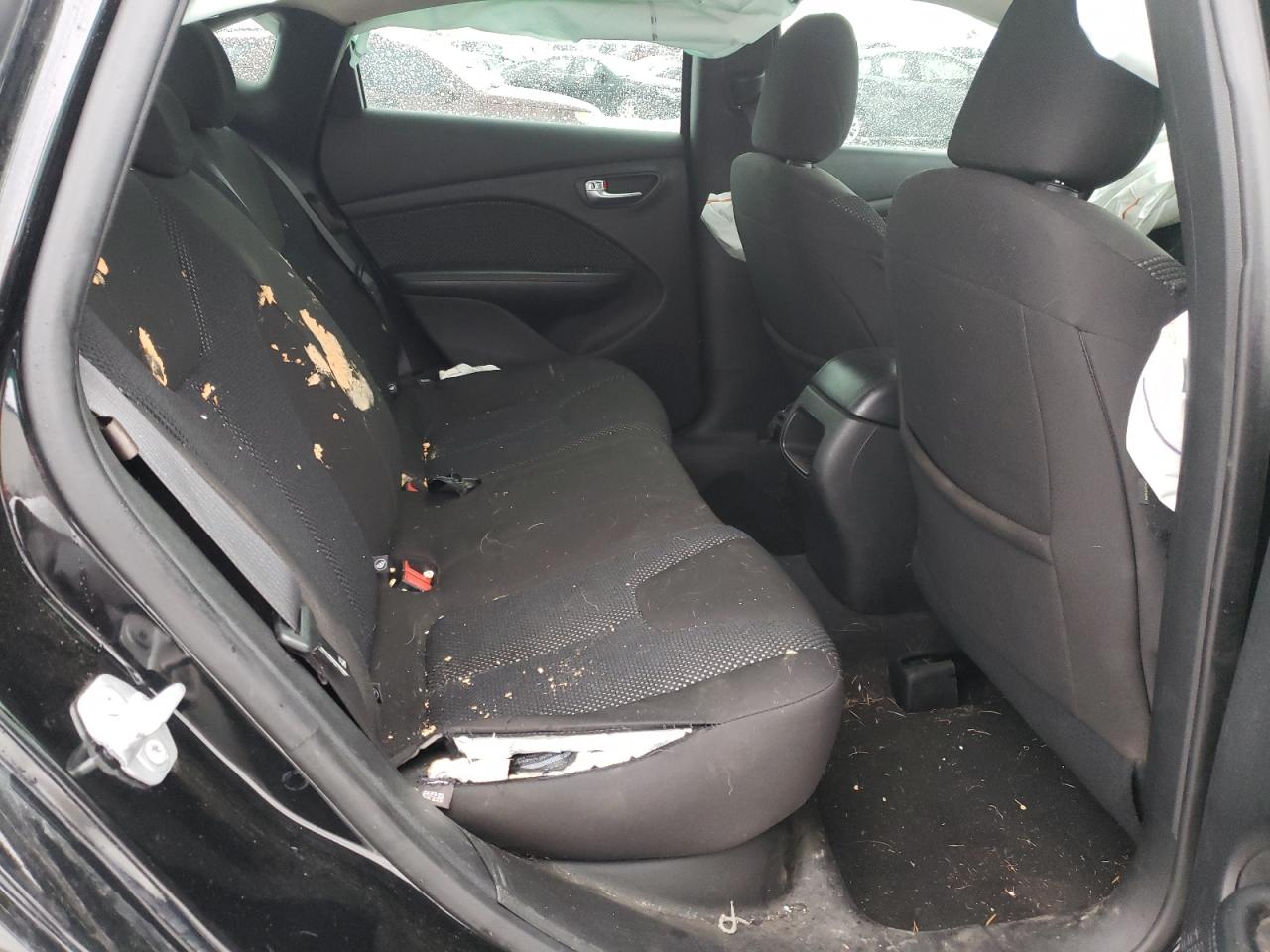 Photo 6 from auction – 2016 DODGE DART SE with VIN 1C3CDFAA4GD625147