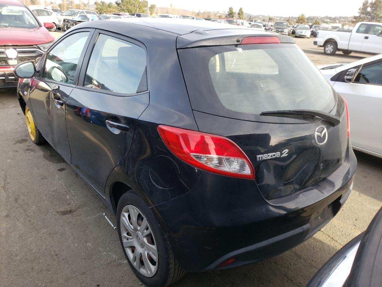Photo 3 from auction – 2012 MAZDA MAZDA2 with VIN JM1DE1KZ8C0146672