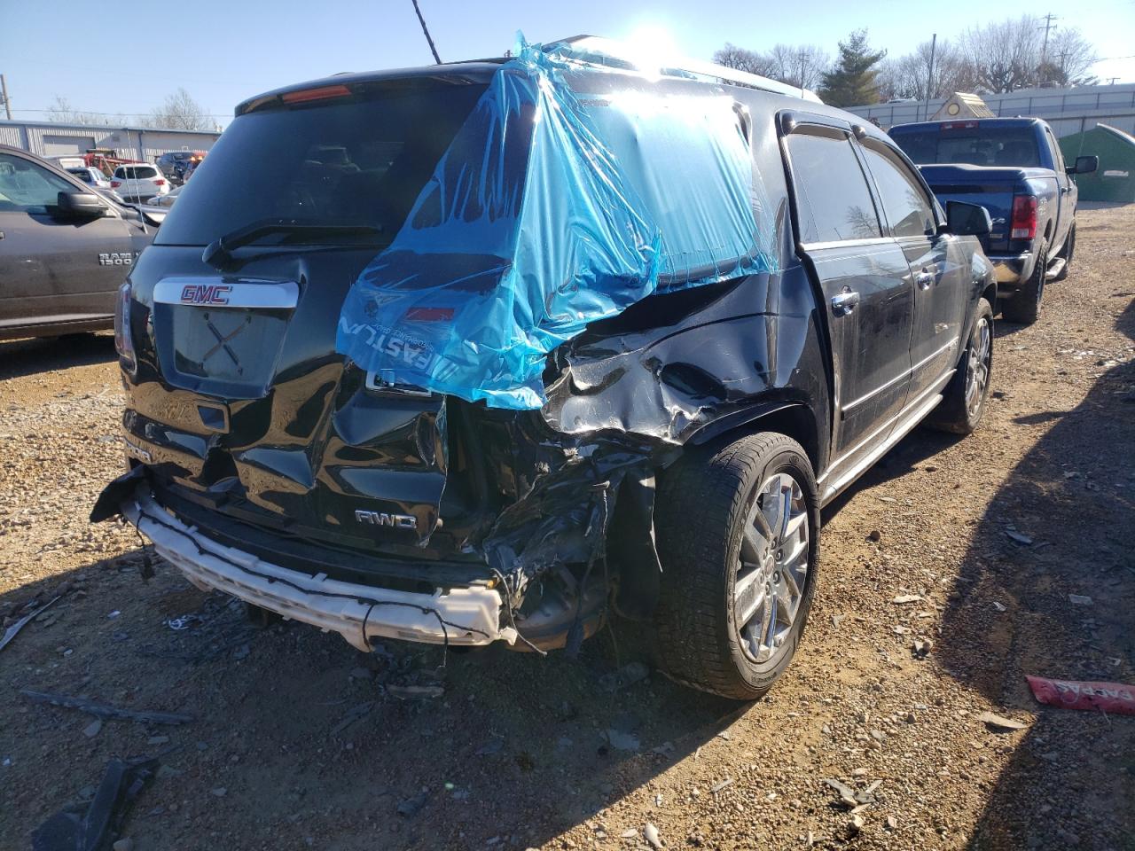 Photo 4 from auction – 2014 GMC ACADIA DEN with VIN 1GKKVTKD1EJ157148