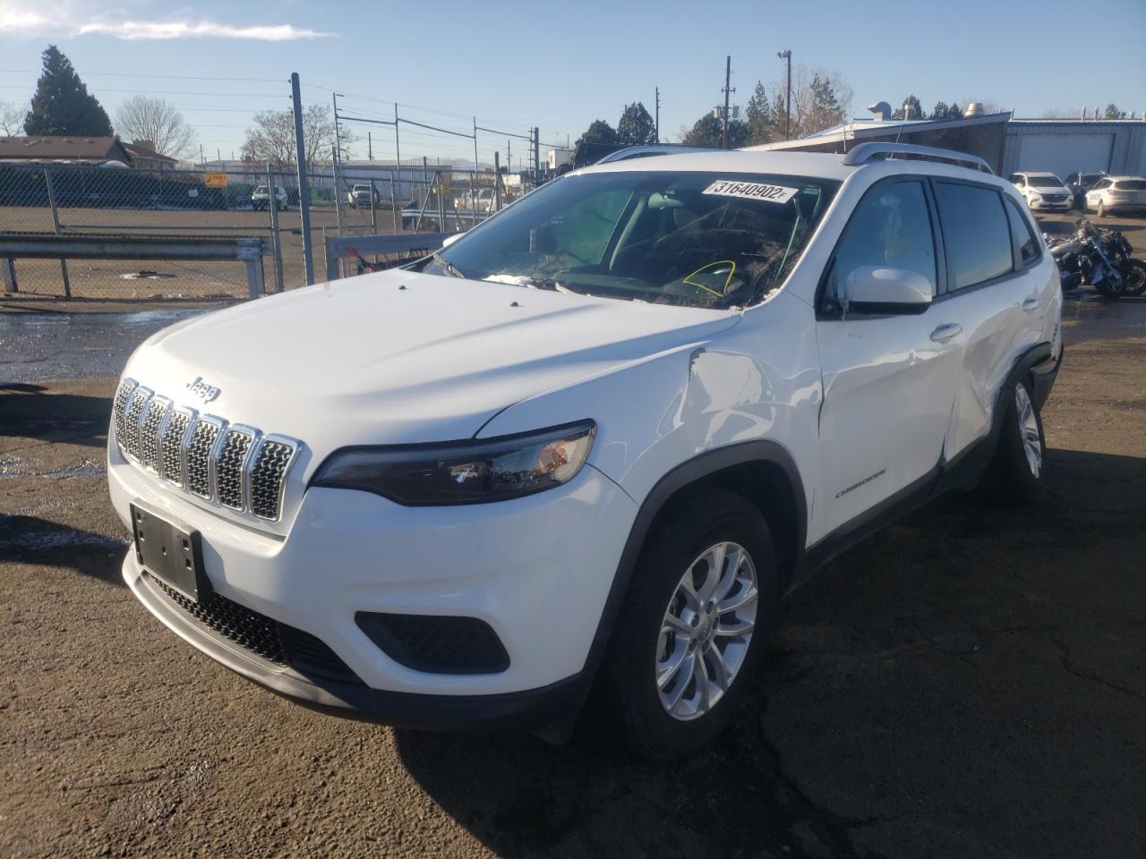 Photo 2 from auction – 2020 JEEP CHEROKEE L with VIN 1C4PJMCB7LD546582
