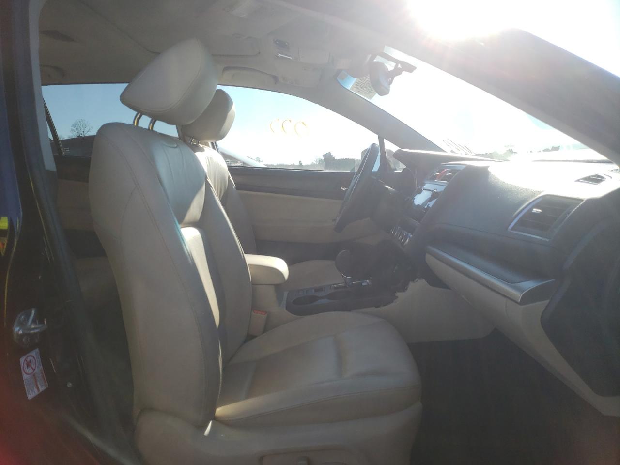 Photo 5 from auction – 2015 SUBARU OUTBACK 3. with VIN 4S4BSENCXF3221482