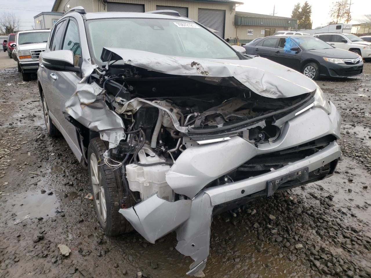 صورة رقم 9 من المزاد - 2017 TOYOTA RAV4 LIMIT مع VIN 2T3DFREV1HW692091