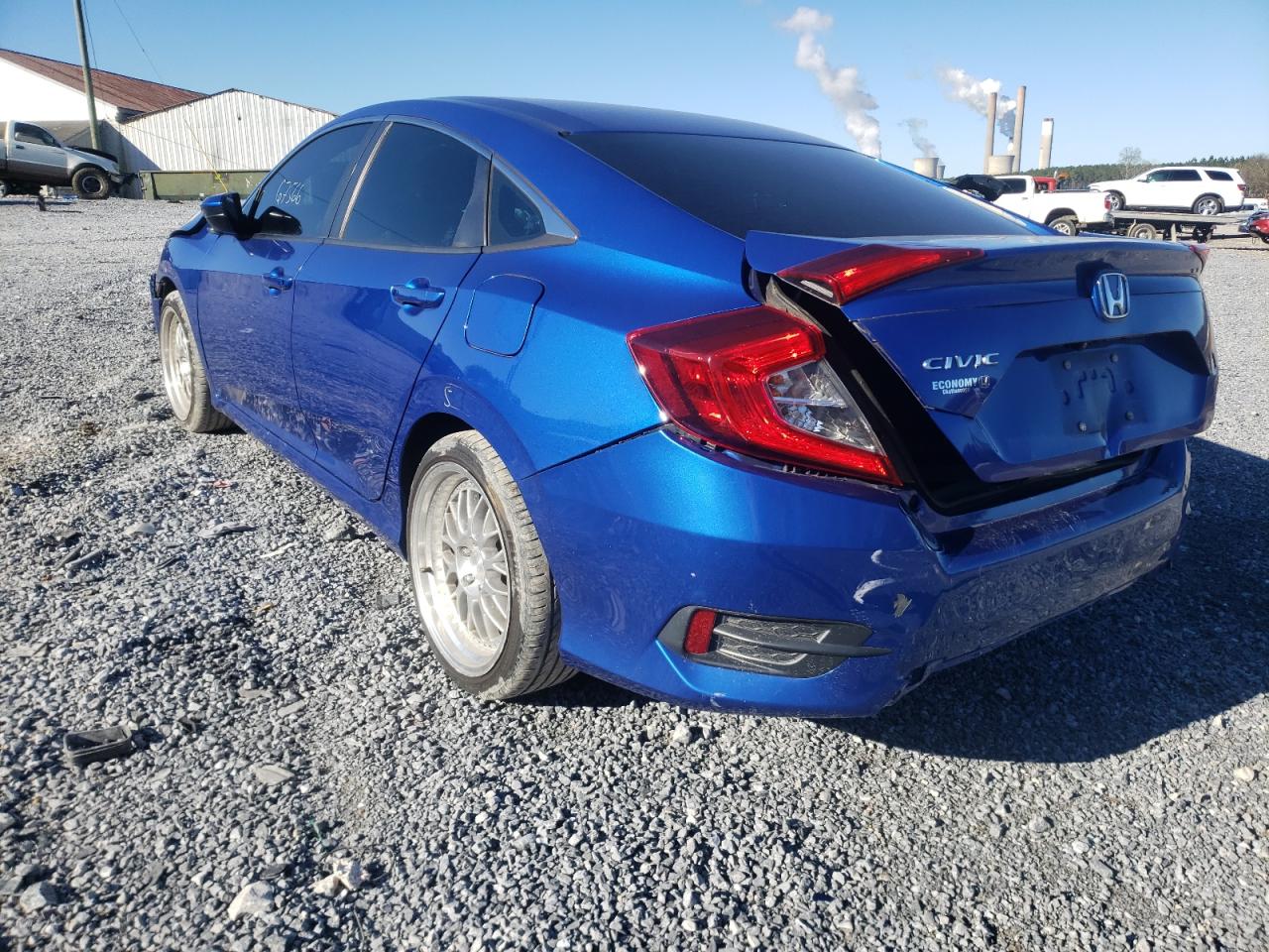Photo 3 from auction – 2017 HONDA CIVIC LX with VIN 19XFC2F58HE037462